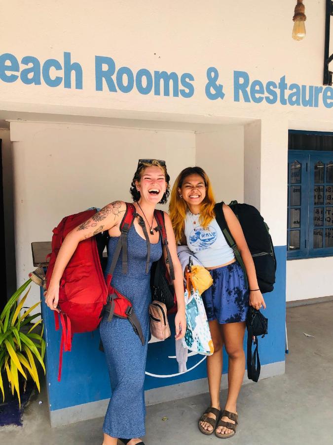 Honey Beach Negombo Bagian luar foto